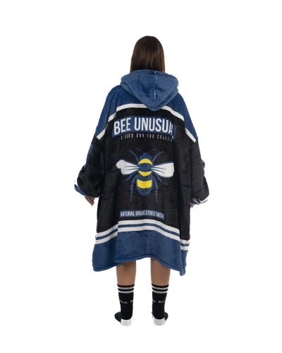 BEE UNUSUAL “A GOOD DAY FOR CHILLIN” Unisex Sherpa Hoodie Blanket 